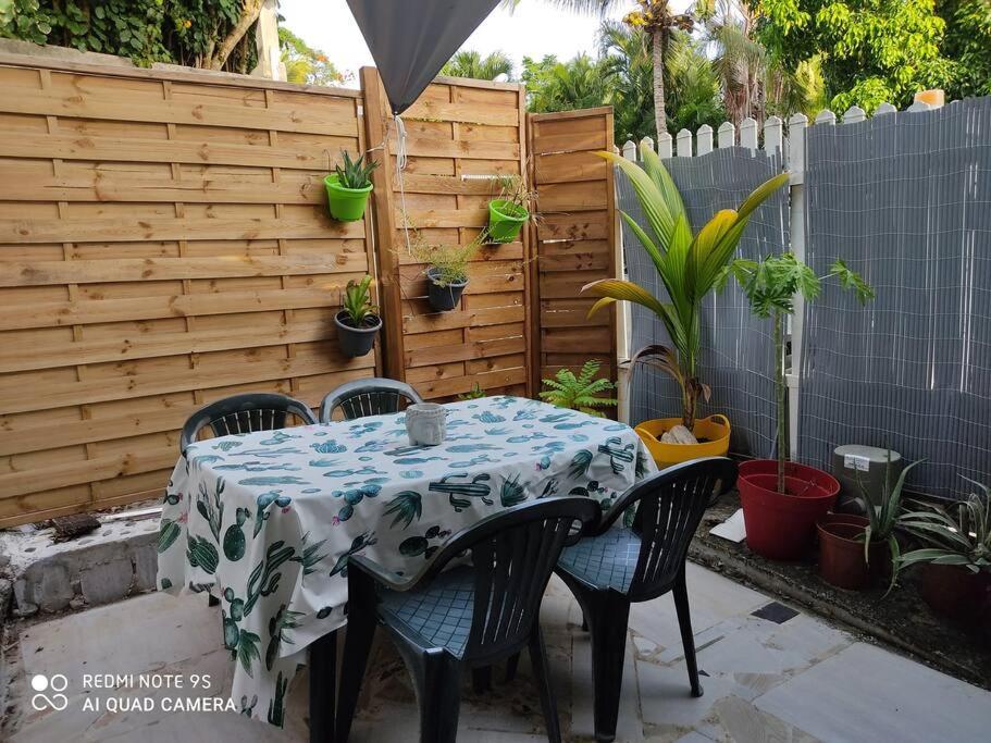 Guest House Bien-Etre Creole Сент-Анн Екстер'єр фото